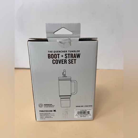 Stanley Quencher Boot and Straw Cover Set 40 OZ - Picture 5 of 6